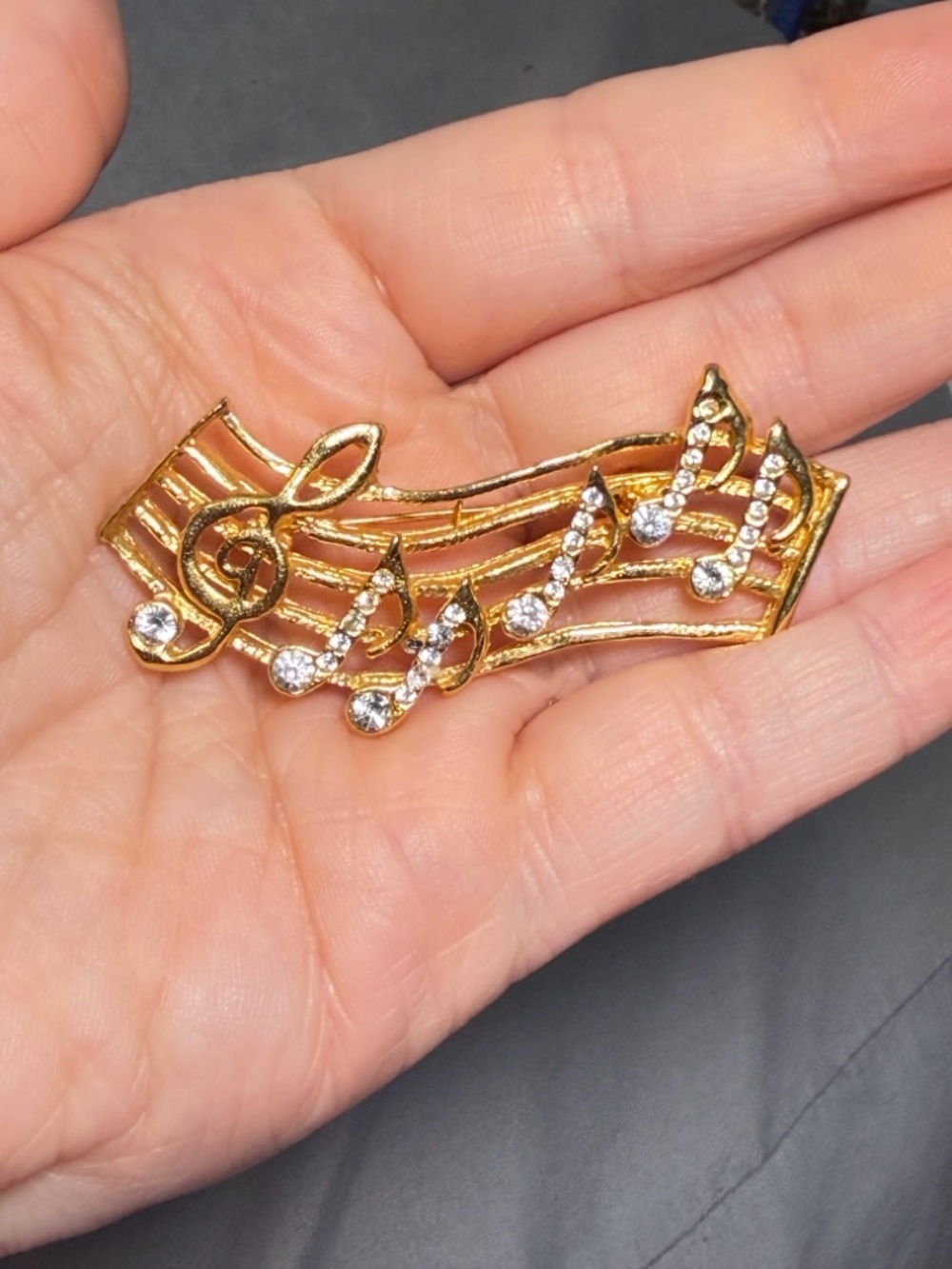 Gold-Tone Musical Notes Brooch with Clear Crystals - Women Jewelry